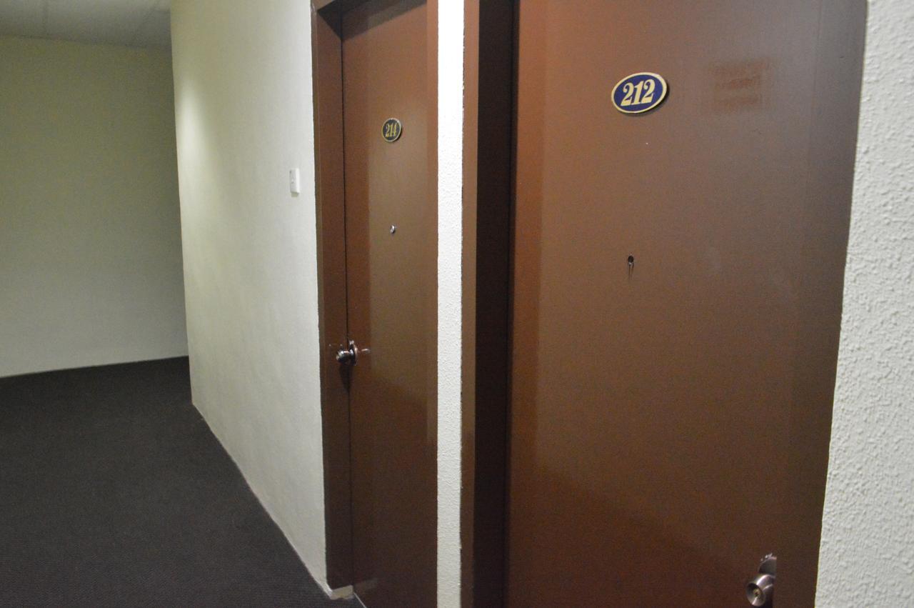 Gest Inn Hotel Kota Tinggi Exteriör bild